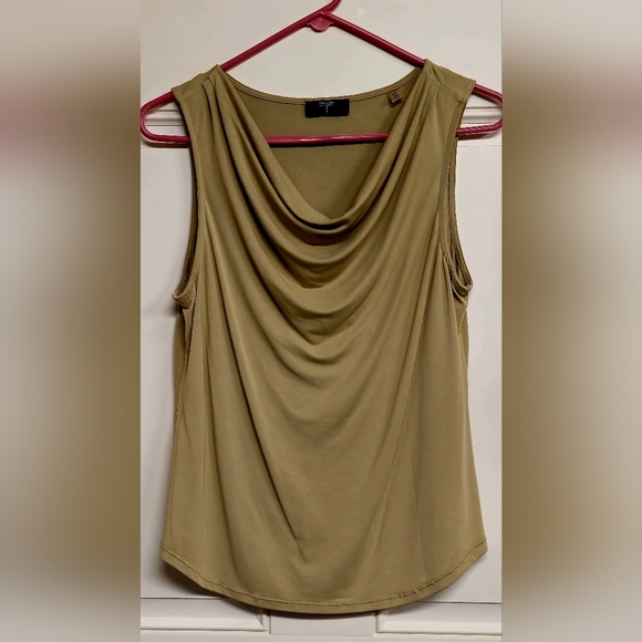 Women's Size Medium Tahari Sleeveless Tan Scoop Neck Business/Casual BNWOT Top!✨ - Picture 1 of 10